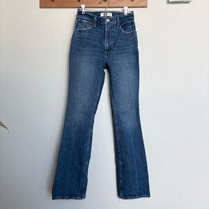 Abercrombie Ultra High Rise Vintage Flare Jeans W24 Distressed Hem Denim